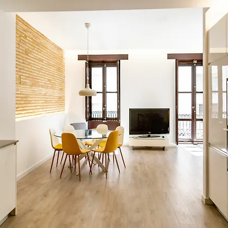 Apartment Travel Habitat Estacion Del Norte.